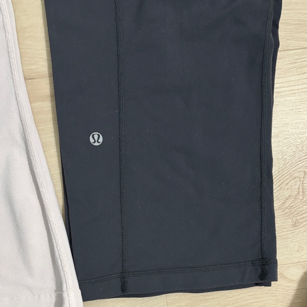 Lululemon light pink Tank and gray capris Set athletic, casual, workout, sporty - Picture 4 of 7